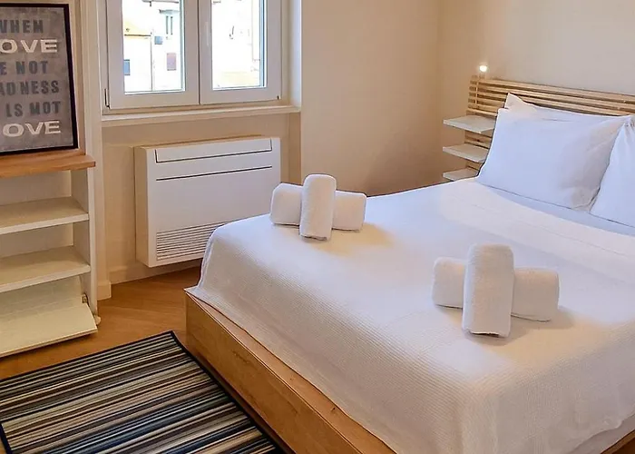 Apartament Front - Attic Viareggio