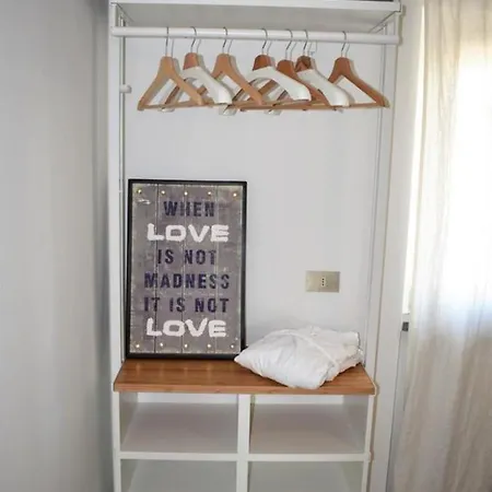 Front - Attic Viareggio